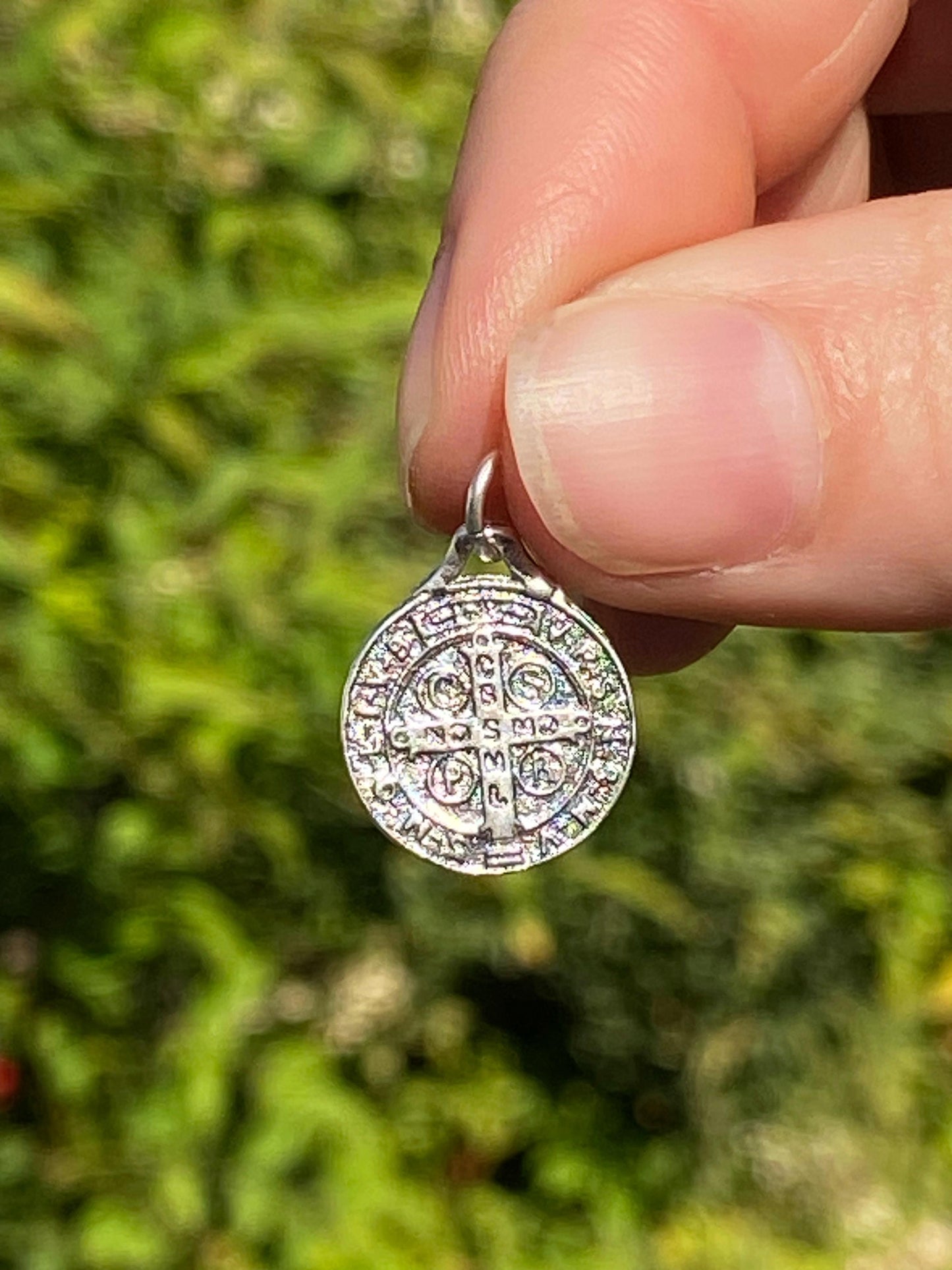 Medalla de San Benito en Plata de Ley 925 Envejecida