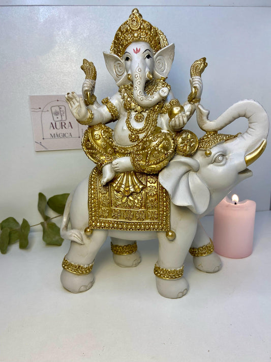 Figura Ganesha sobre Elefante